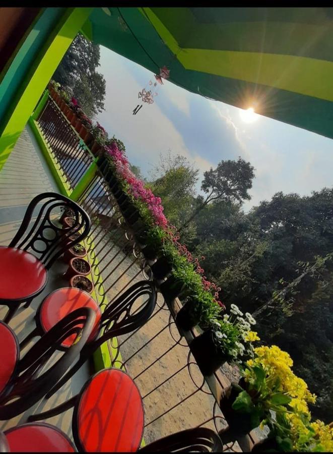 Greenery Homestay 다르질링 외부 사진